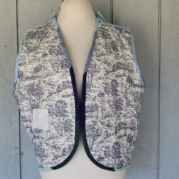 Vintage Vest Floral Flower Trees Mountains River Lake - Picture 2 of 16